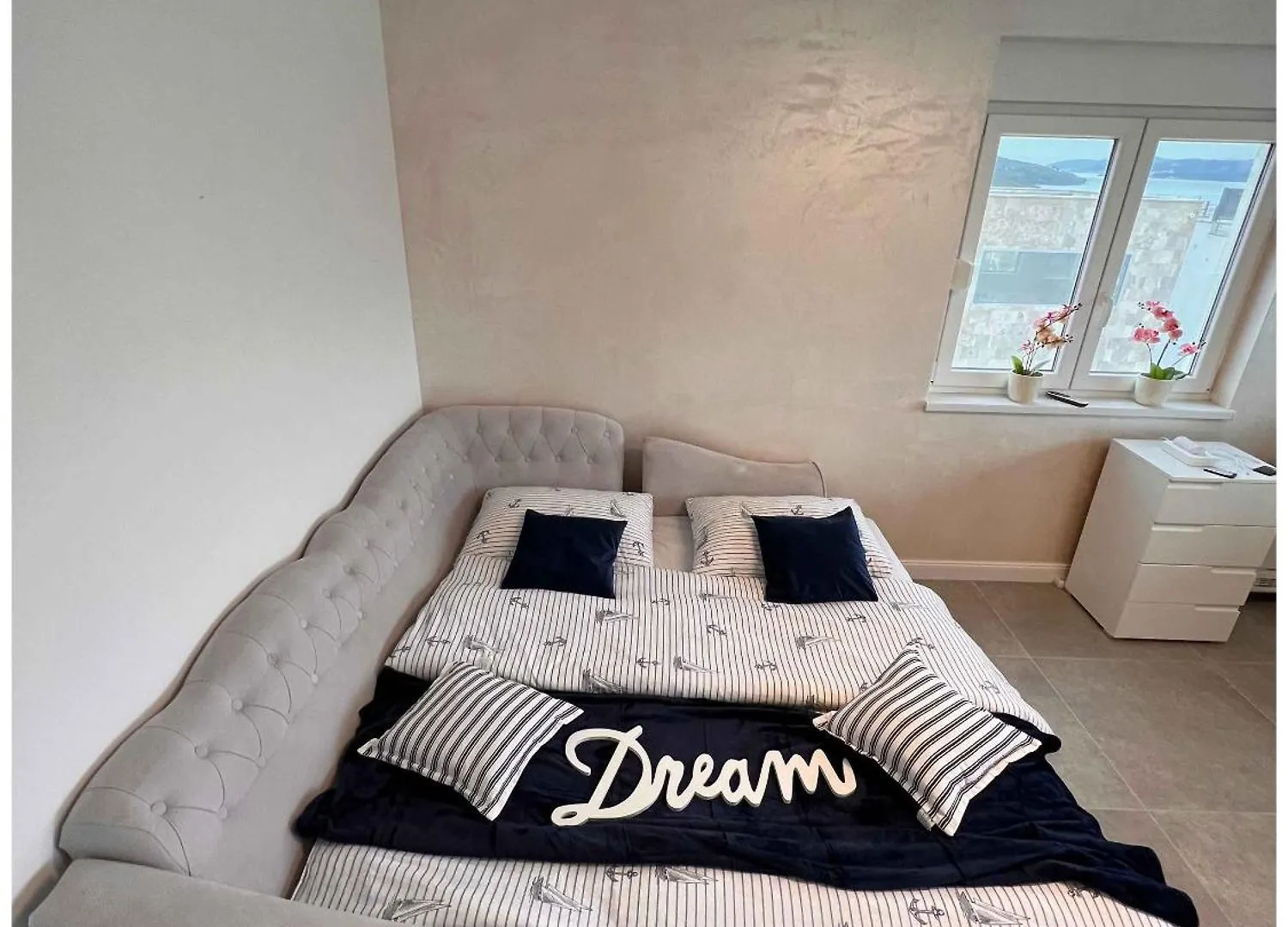 Oceanview Deluxe Penthouse Apartment With 89M2 Living Space & 90M2 Roof Terrace Trogir